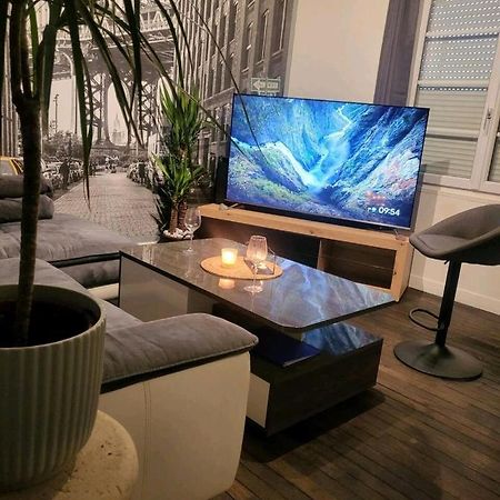 T2 Cosy Autonome H24 Parking Prive Attenant Tv 165Cm Netflix Wi-Fi Au Rez-De-Chaussee 알랑송 외부 사진